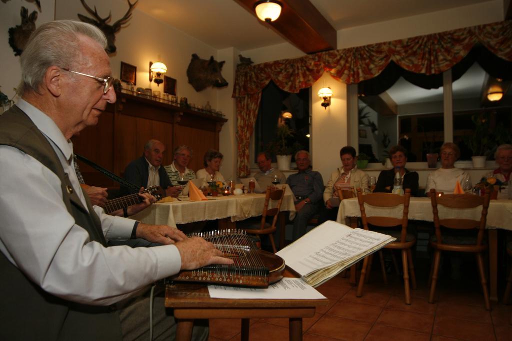 Hotel Haus Oberland 马瑟尔贝格 外观 照片
